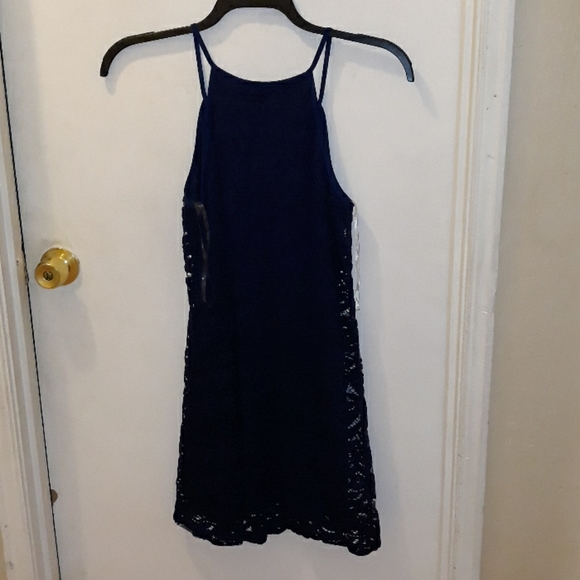 Lily Rose Size Small Sleeveless Lace Dress - Picture 3 of 7